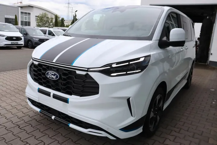 Ford Tourneo Custom