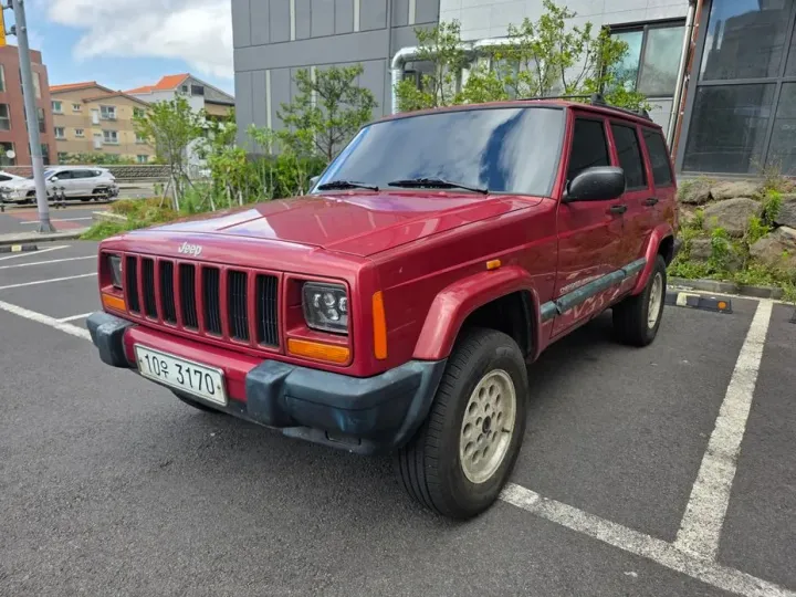 Jeep Cherokee