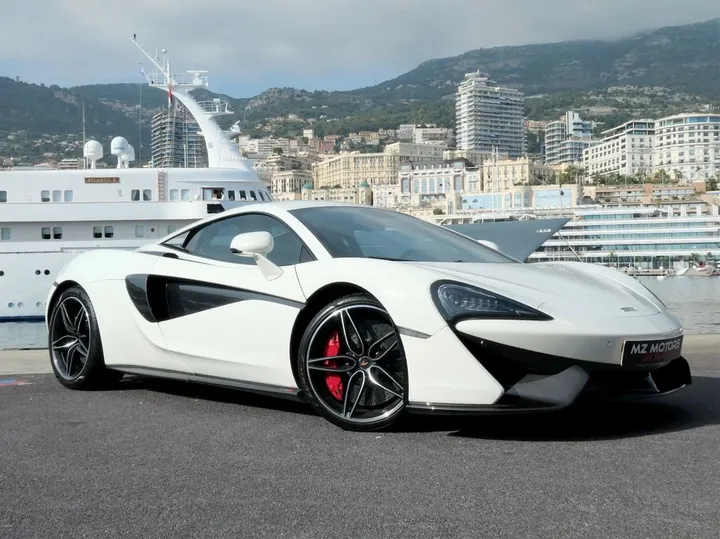 McLaren 570S