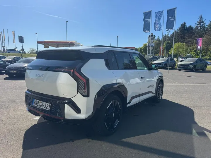 Kia EV3