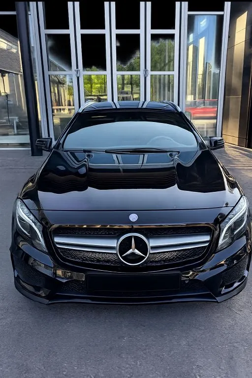 Mercedes-Benz GLA 200