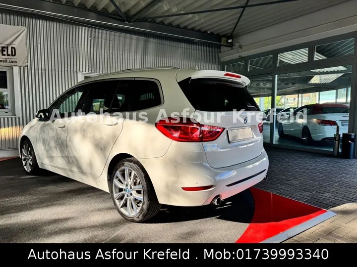 BMW 220