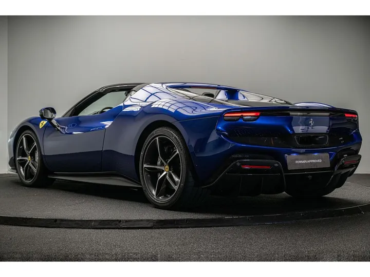 Ferrari 296 GTS