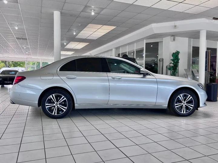 Mercedes-Benz E 250