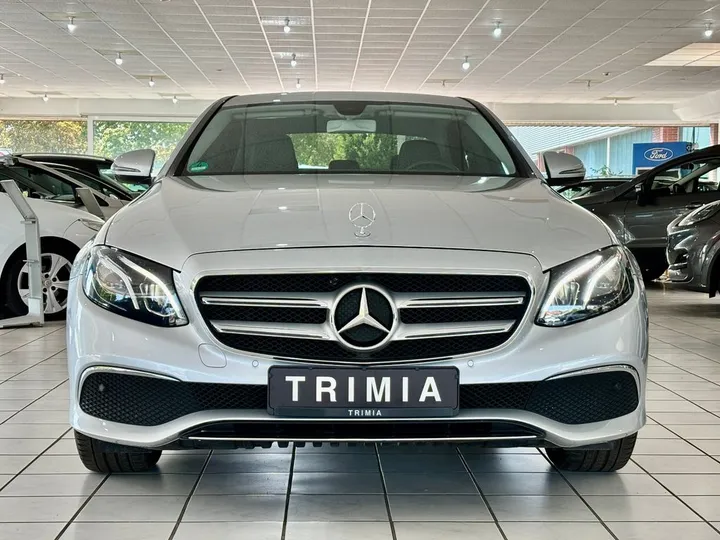 Mercedes-Benz E 250