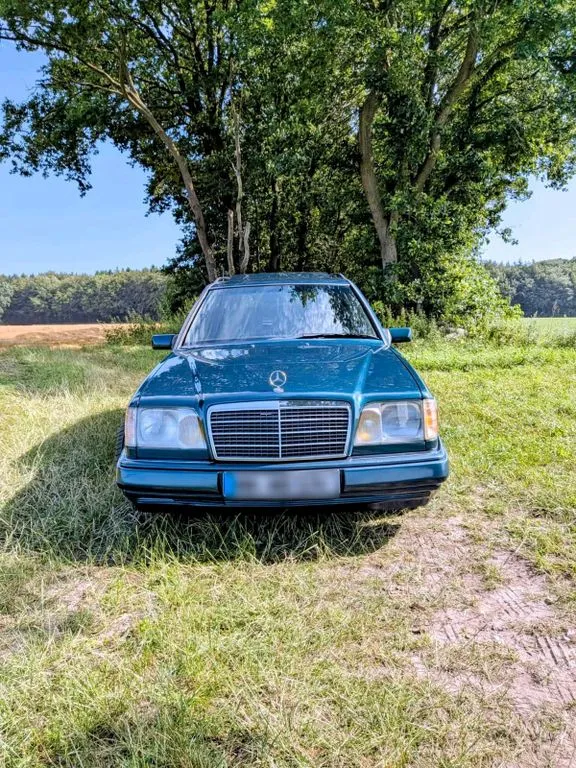 Mercedes-Benz E 250