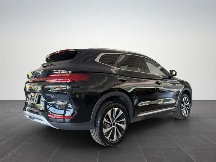 BYD SEAL U