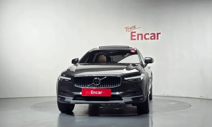 Volvo V90