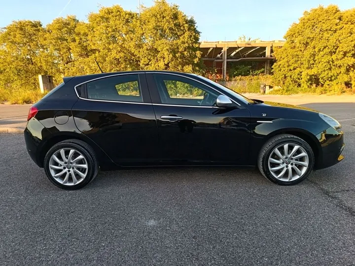 Alfa Romeo Giulietta