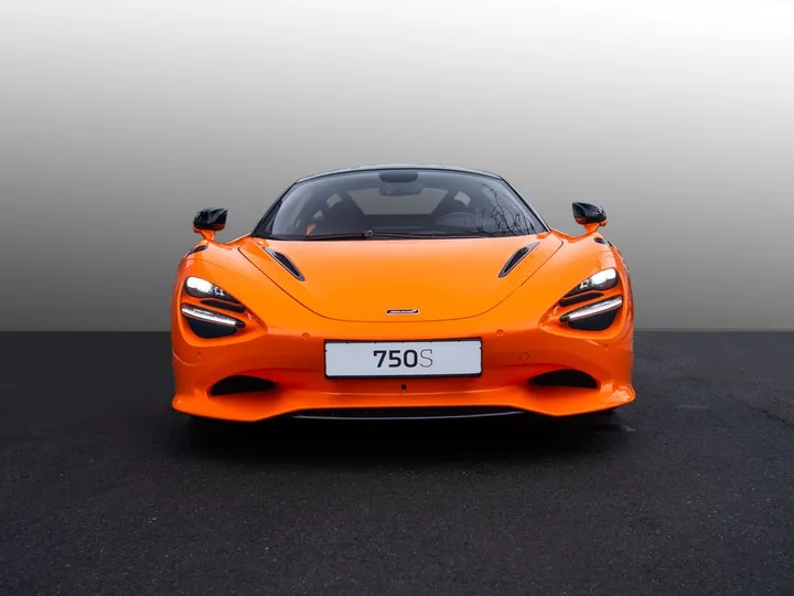 McLaren 750S