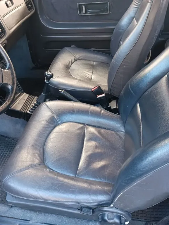 Saab 900