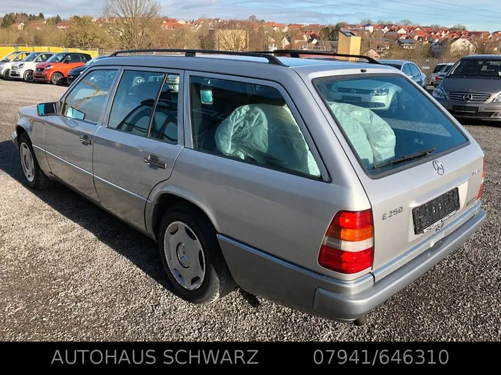Mercedes-Benz E 250