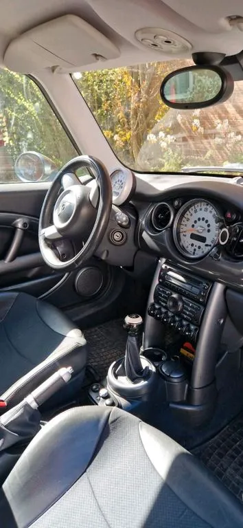 MINI Cooper C