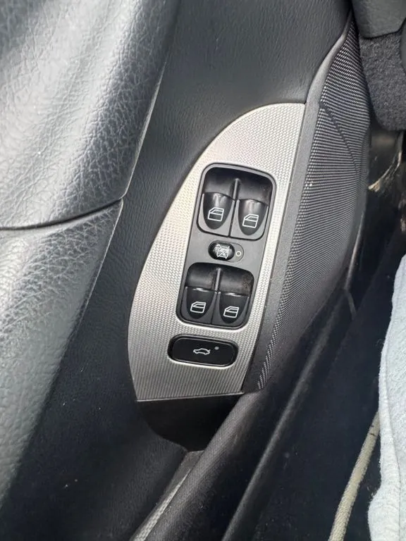 Mercedes-Benz CLK 200