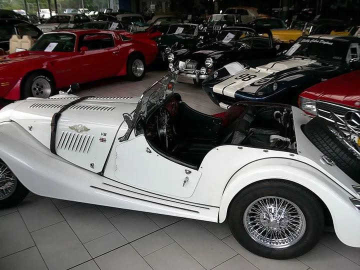 Morgan Plus 8