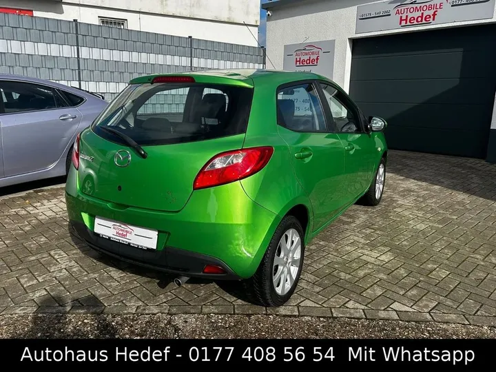 Mazda 2