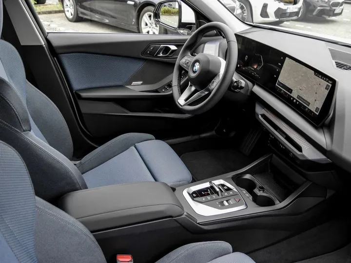 BMW 120
