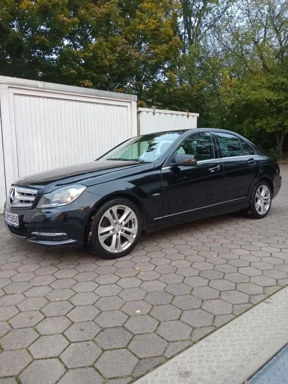 Mercedes-Benz C 250