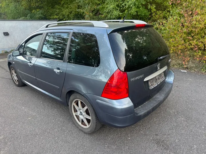 Peugeot 307