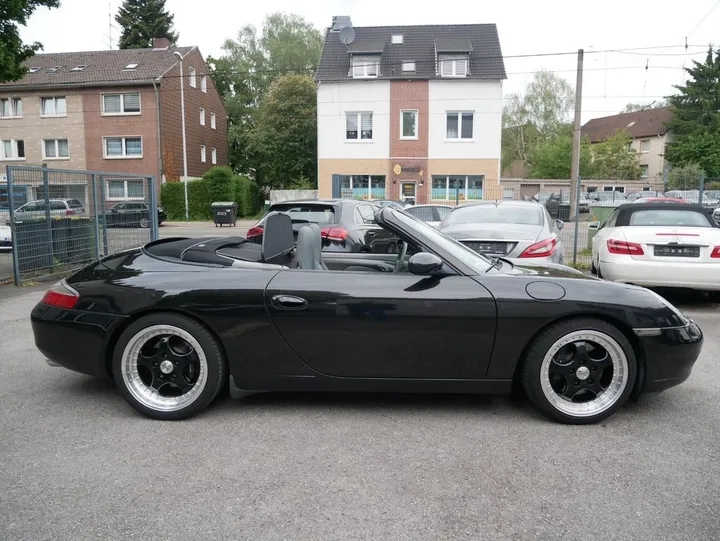 Porsche 996