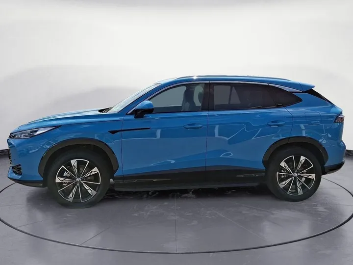 MG HS