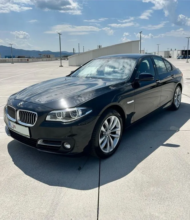 BMW 528
