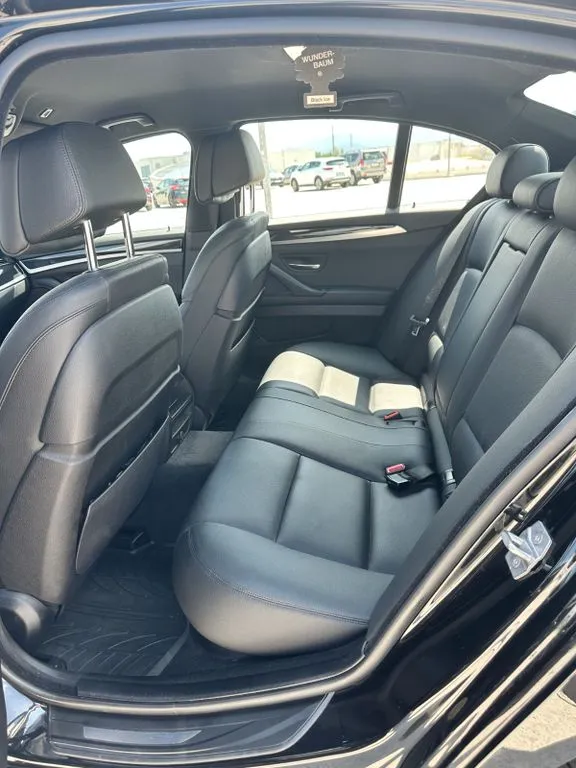 BMW 528