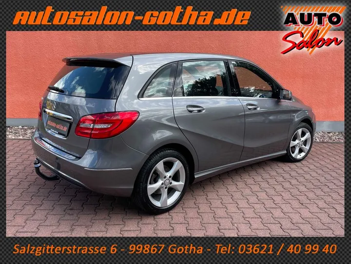 Mercedes-Benz B 200