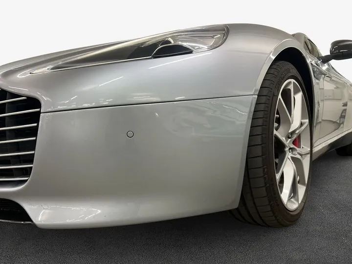 Aston Martin Rapide