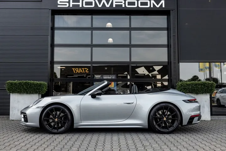 Porsche 992