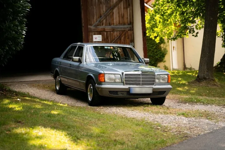Mercedes-Benz 280
