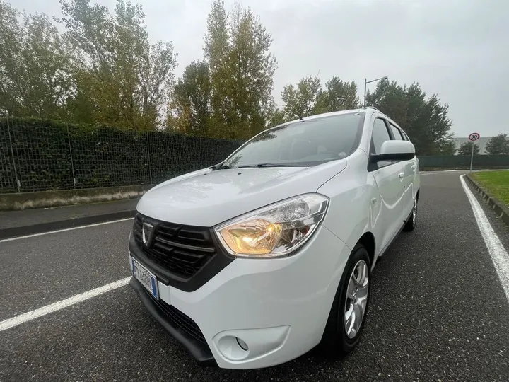 Dacia Lodgy