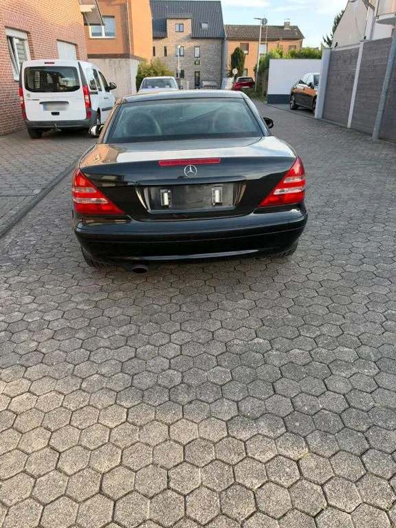 Mercedes-Benz SLK 200