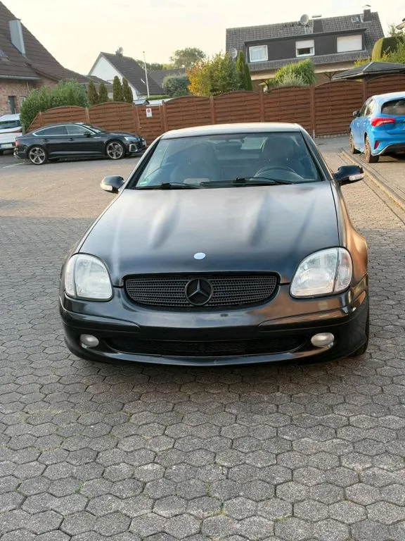 Mercedes-Benz SLK 200