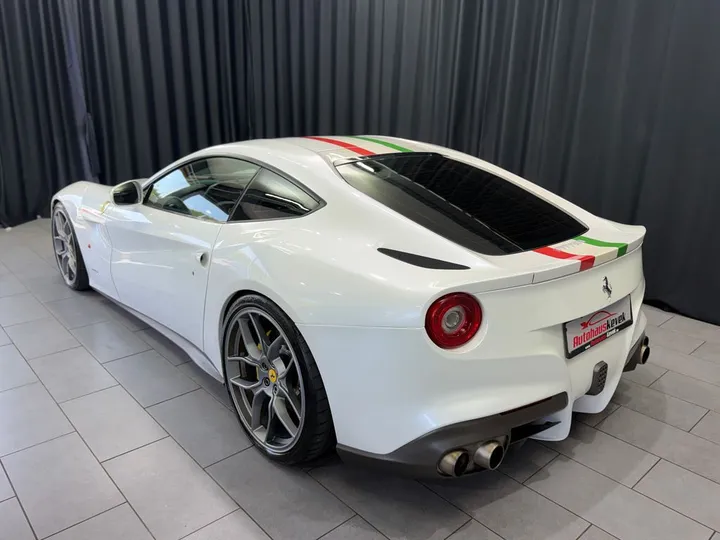 Ferrari F12