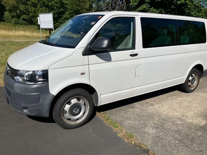 Volkswagen T5 Kombi