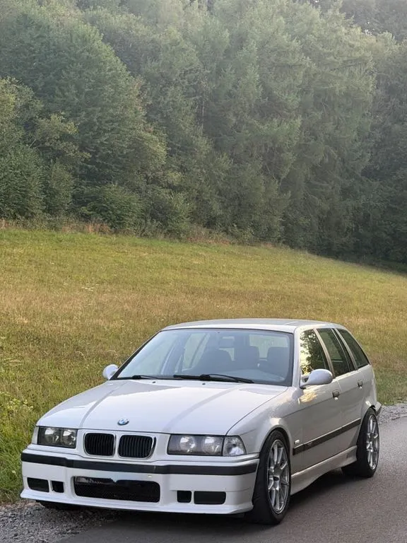BMW 340