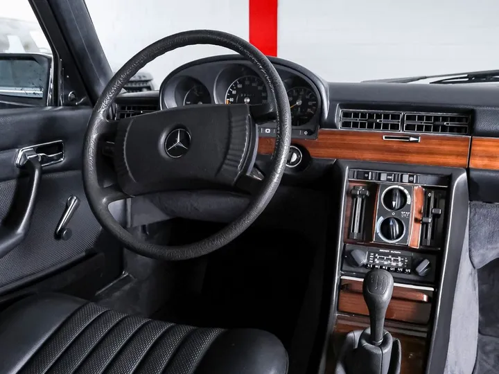Mercedes-Benz 280