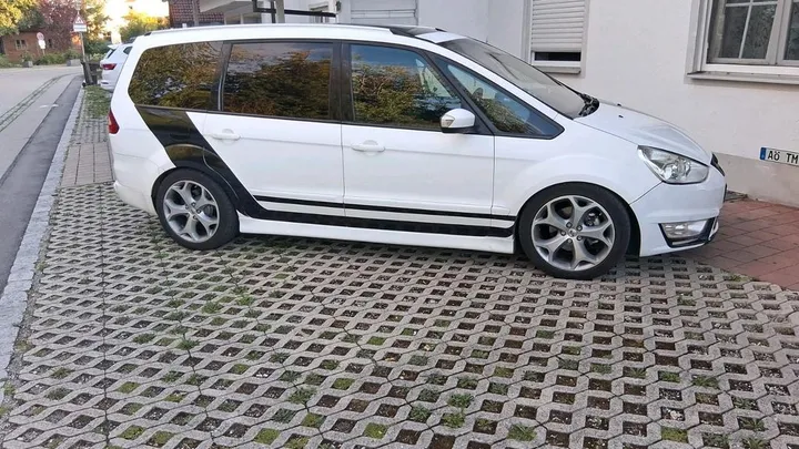Ford Galaxy