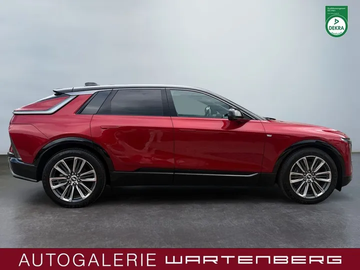 Cadillac LYRIQ