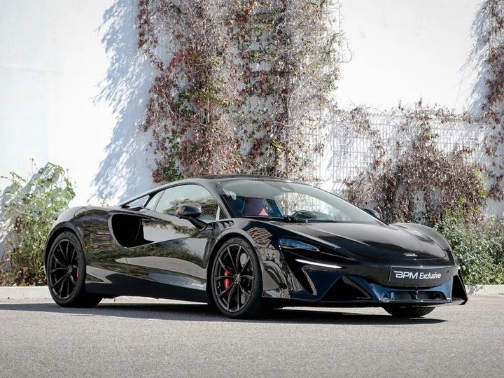 McLaren Artura