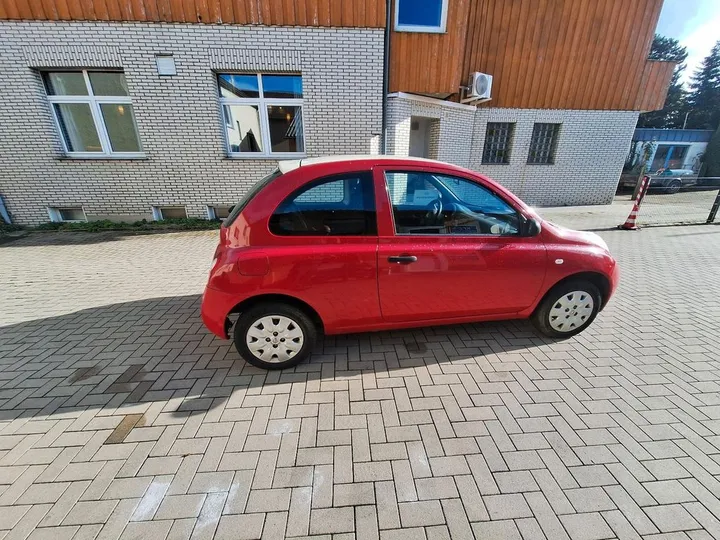 Nissan Micra
