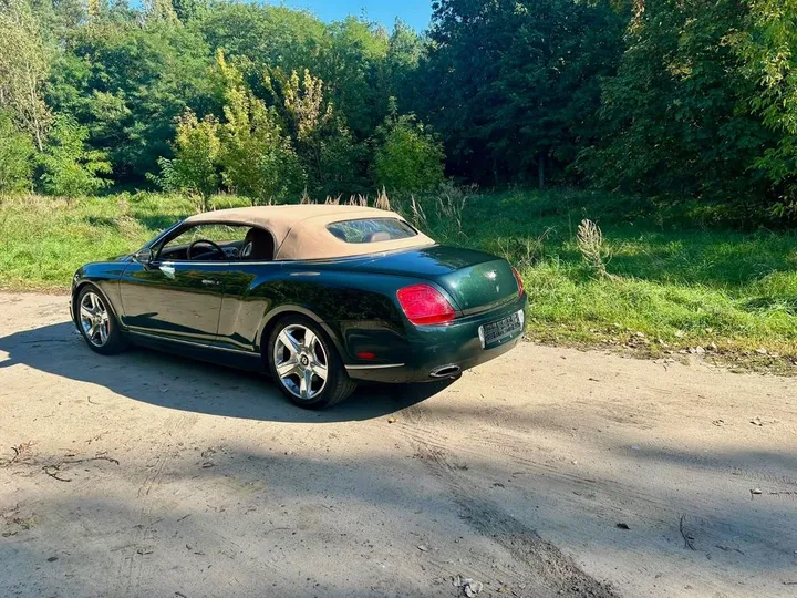 Bentley Continental GTC