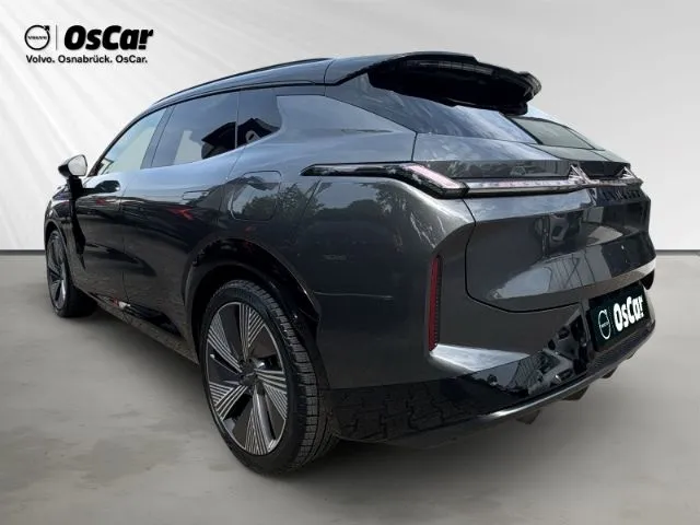 Lynk&Co 08