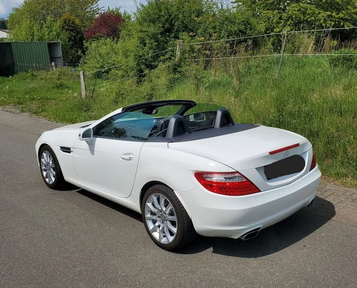 Mercedes-Benz SLK 350