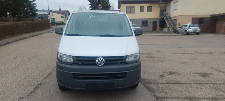 Volkswagen T5 Kombi