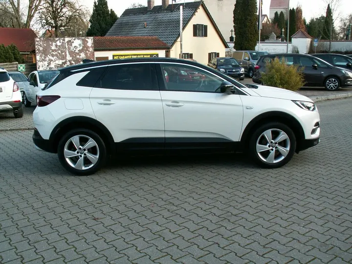 Opel Grandland (X)