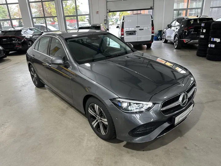 Mercedes-Benz C 200