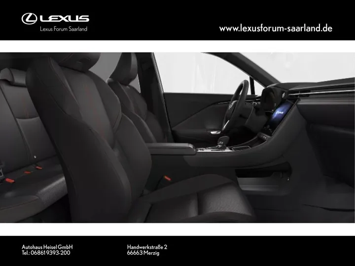 Lexus LBX