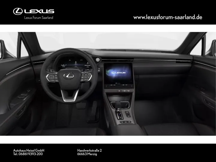 Lexus LBX
